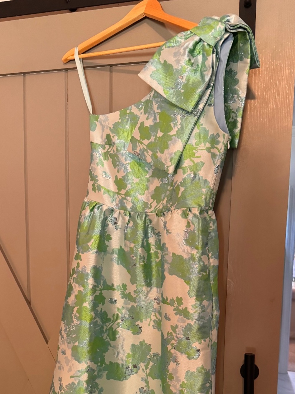 Abbey Glass Caroline Gown Medium
